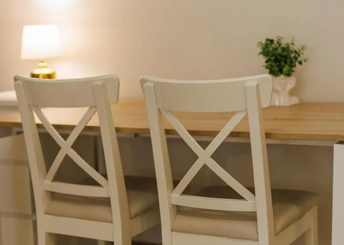 Victoriei Square Apartment *